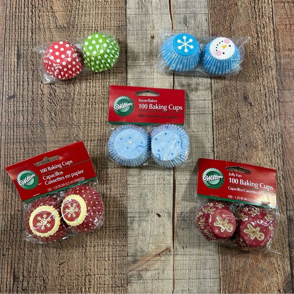 500ct Snowman Polka Dots Christmas Mini Cupcake Paper Liner Baking Cups Wilton